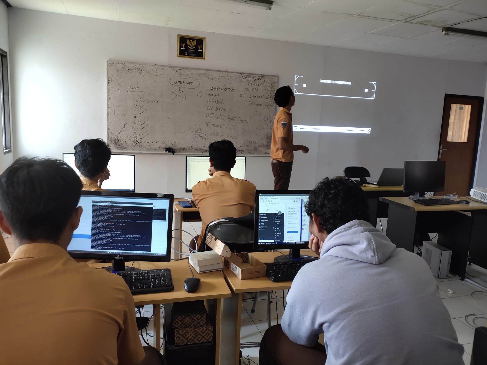 Teknik Komputer dan Jaringan